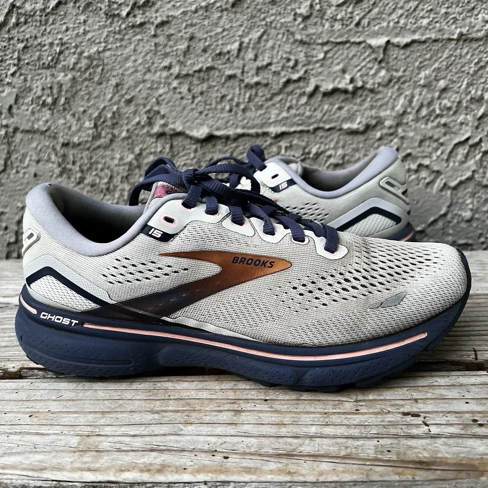 Brooks Shoes Women Size 7.5 Ghost Medium (B) 1203801B492